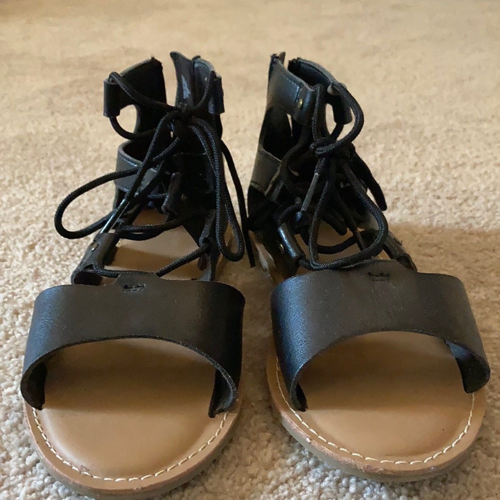 lace up sandles